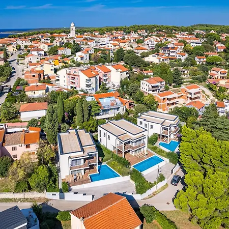 Paliska * Pula