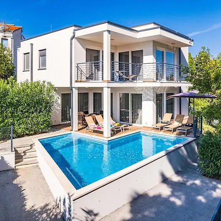 Villa Paliska *
