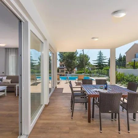 Paliska Вілла *