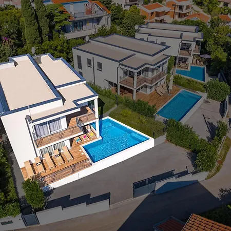 Paliska Vila *